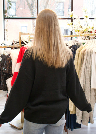 Snowed In Sweater - Black