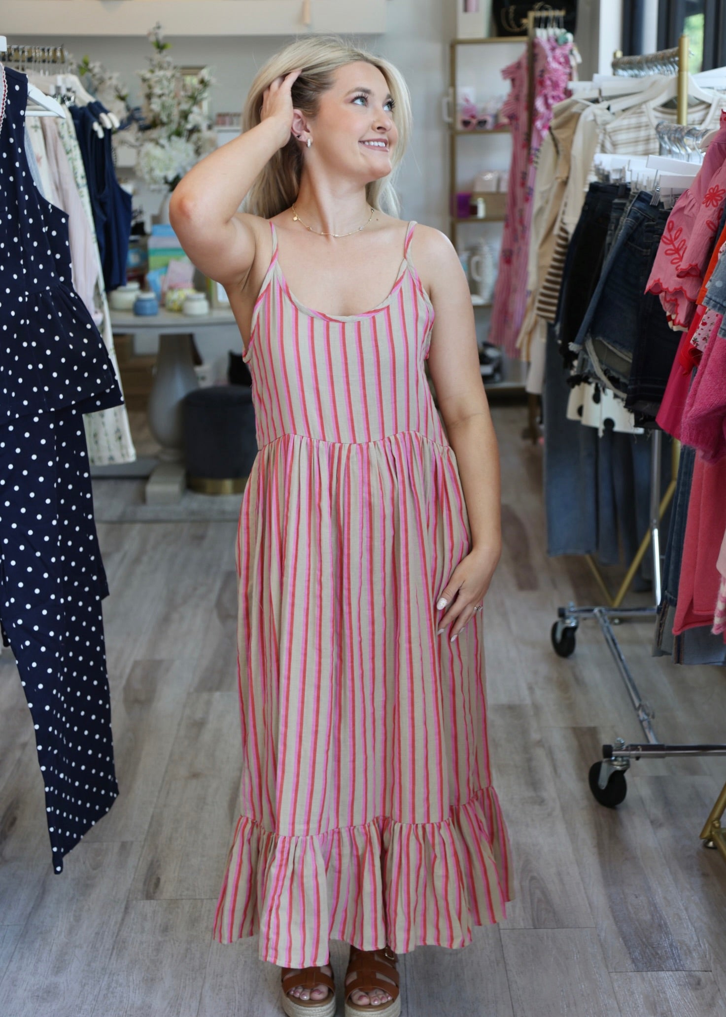 azalea midi dress Strapless Crepe Straight, Azalea Floral Midi Dress in White/Pink, Size XS,