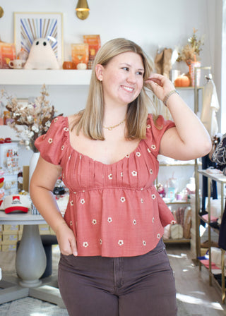 Embroidered Daisy Blouse - Sienna