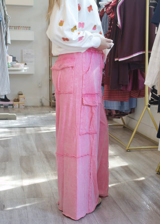 Mineral Washed Wide Leg Cargo Pants - Bubblegum